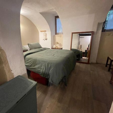 Rent Big Room With Breakfast Free In Old City น็องซี ภายนอก รูปภาพ
